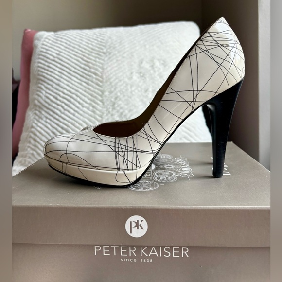 Women’s heels - Picture 10 of 10